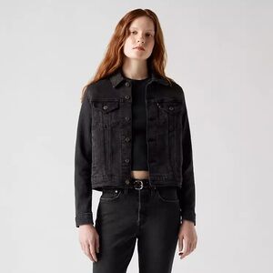 Levi's Women's Original Trucker Jacket in Black